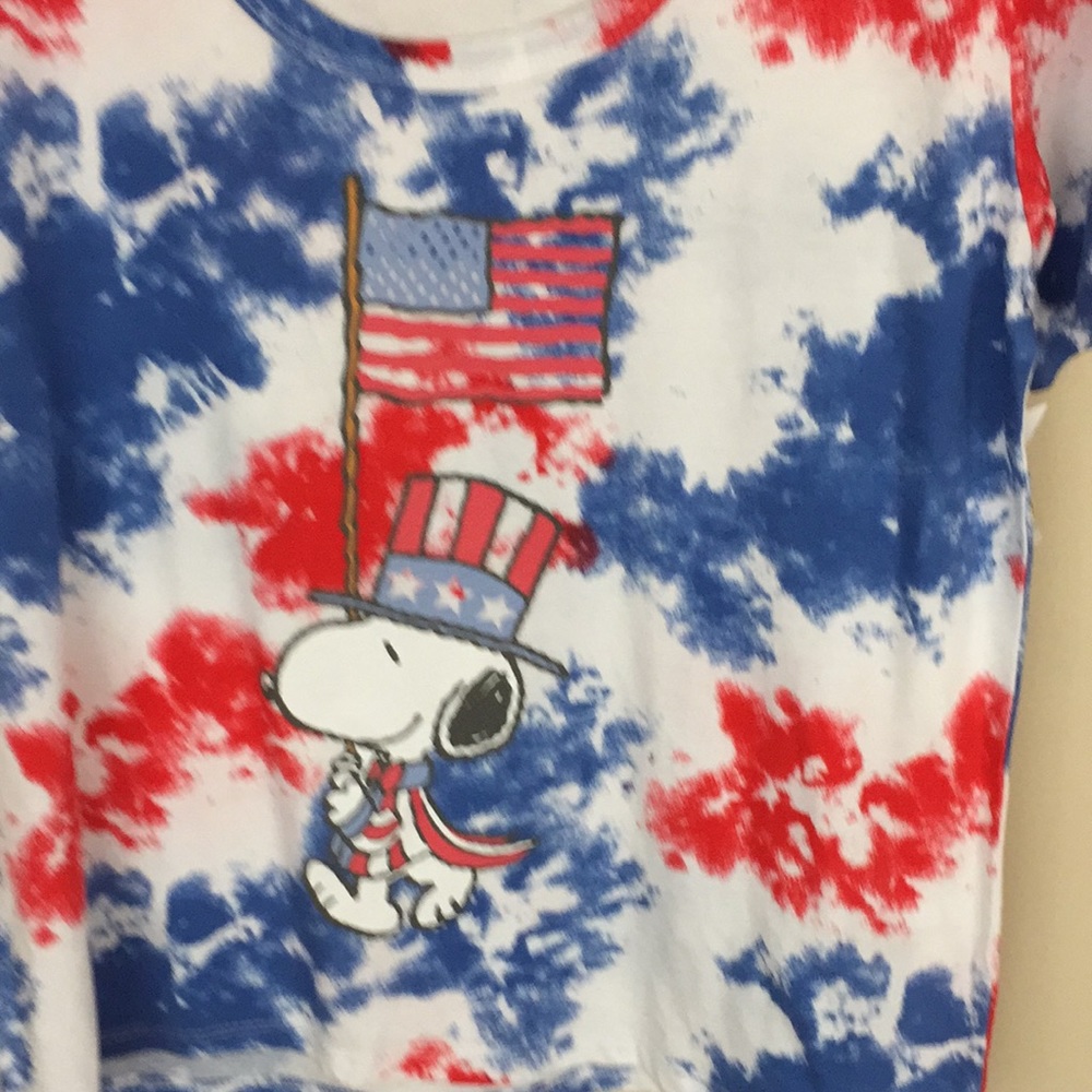 Peanuts Snoopy Tye Dyed 4th of July T-shirt Top NWOT Size Medium - Picture 4 of 8